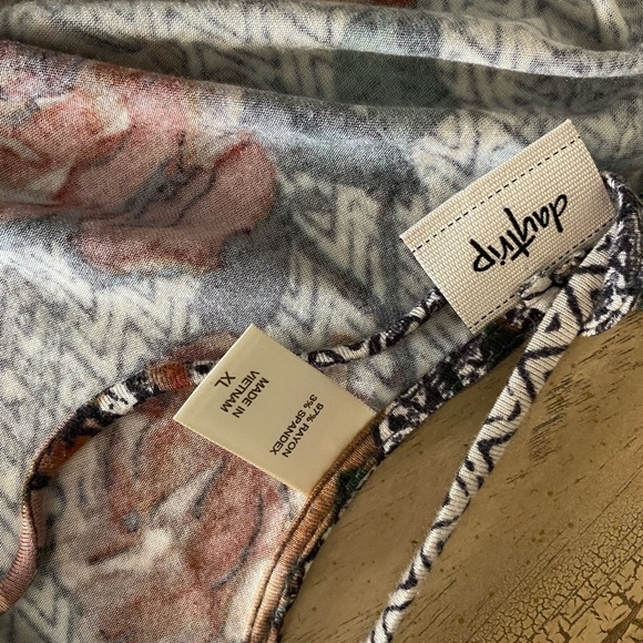 DAYTRIP top xl - Picture 3 of 5